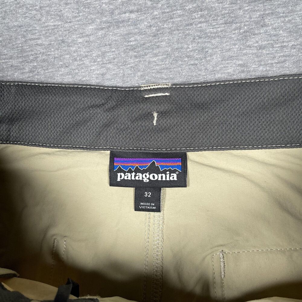 Patagonia Cargo Shorts Mens 32 Beige Nylon Spandex Microfiber - Picture 3 of 8